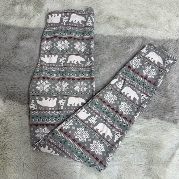 Festive Outfit | Holiday Bundle Polar Bear Leggings and Ugly Christmas Sweater - Picture 4 of 4